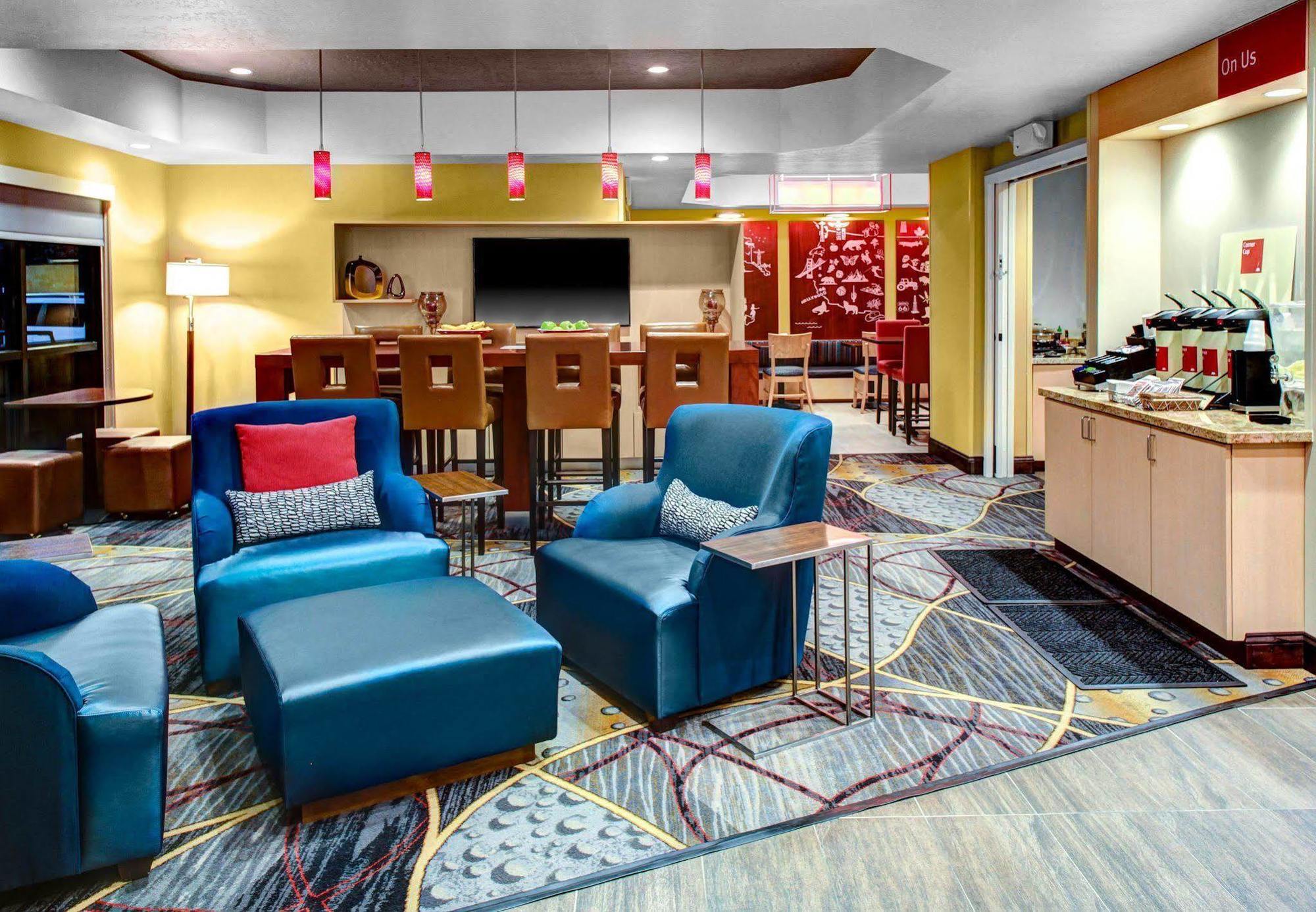 Towneplace Suites By Marriott Bakersfield West Esterno foto