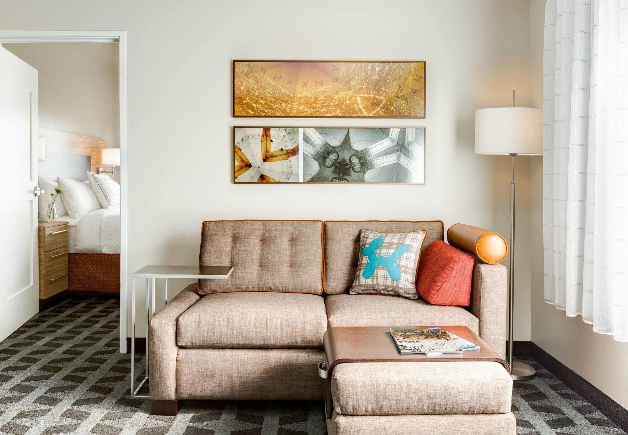 Towneplace Suites By Marriott Bakersfield West Esterno foto
